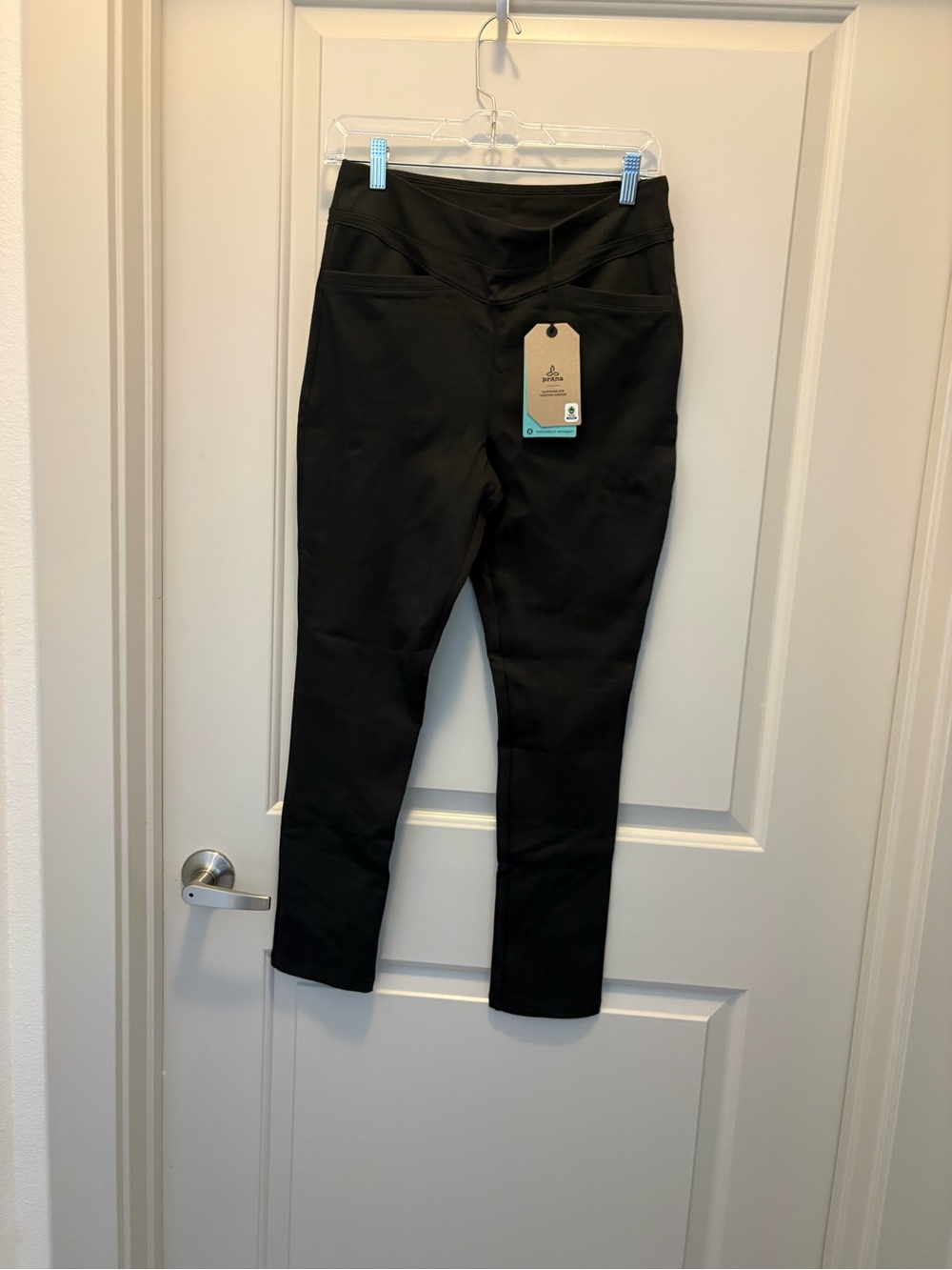Prana Black monte baldo leggings nwt size L